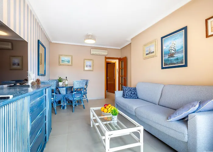 Del Duque Ocean View Terrace Apartment *