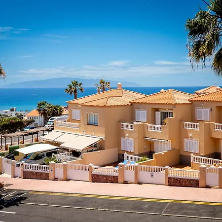 Del Duque Ocean View Terrace Apartamento *