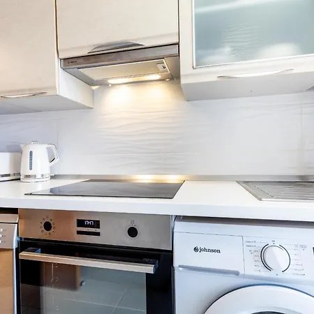 Del Duque Ocean View Terrace Адехе