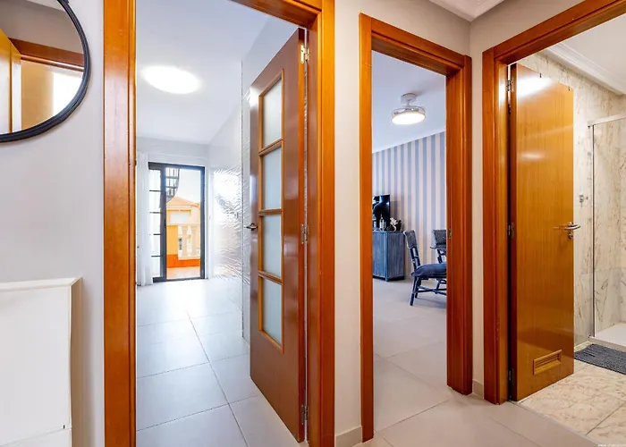 Del Duque Ocean View Terrace Apartamento *